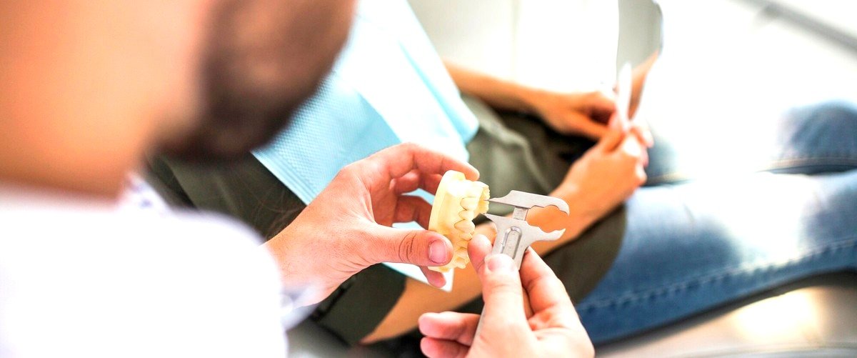 ¿Puedo comer cualquier tipo de comida durante el tratamiento con ortodoncia invisible?