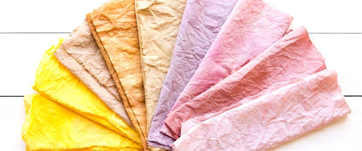 ¿Puedo encontrar telas específicas para proyectos de decoración en estos establecimientos?