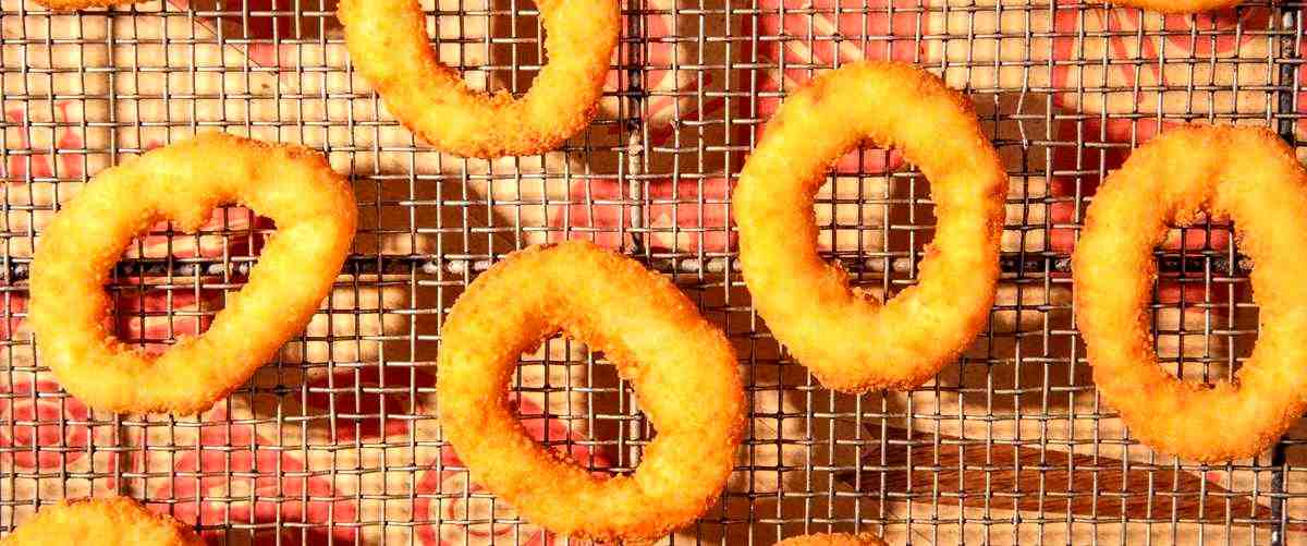 ¿Qué acompañamientos son tradicionales para los churros en Santander (Cantabria)?