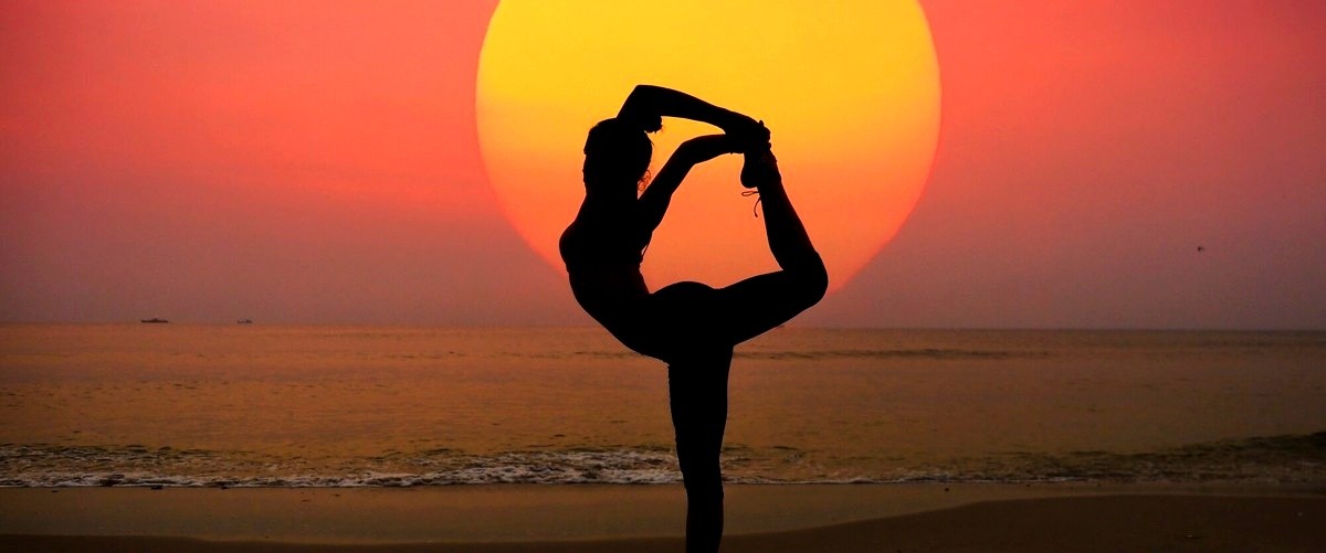 ¿Qué beneficios puedo obtener al practicar yoga en un centro de Tarragona?