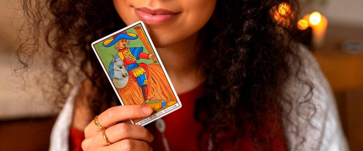 ¿Qué debo esperar de una sesión de tarot en Coruña?