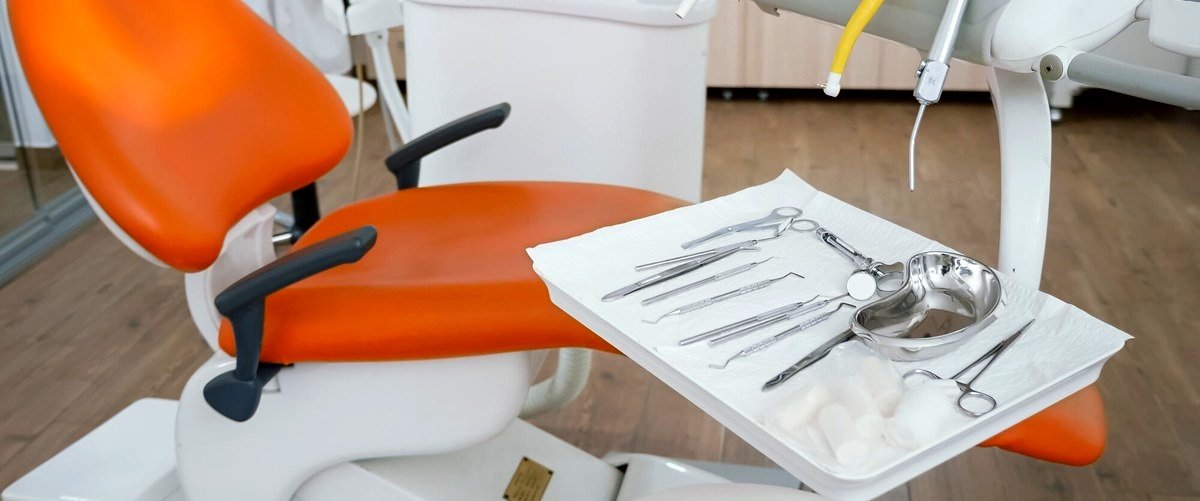 ¿Qué factores influyen en el precio de reparar los dientes con caries?