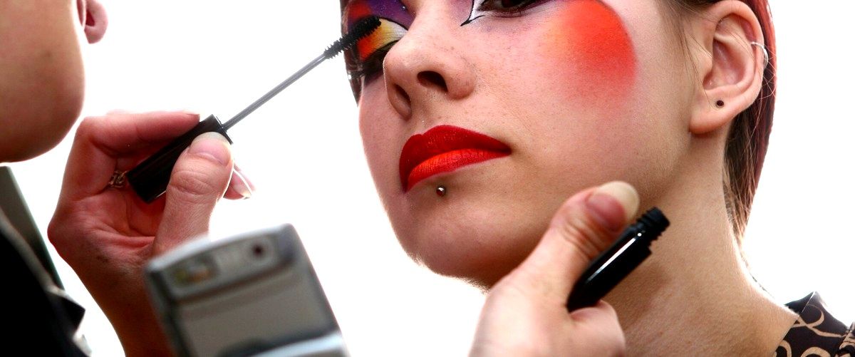 ¿Qué factores influyen en el precio de un servicio de maquillaje en Torrejón de Ardoz?