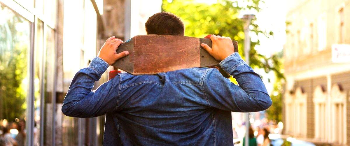 ¿Qué leyes y regulaciones rigen la actividad de los detectives privados en España?