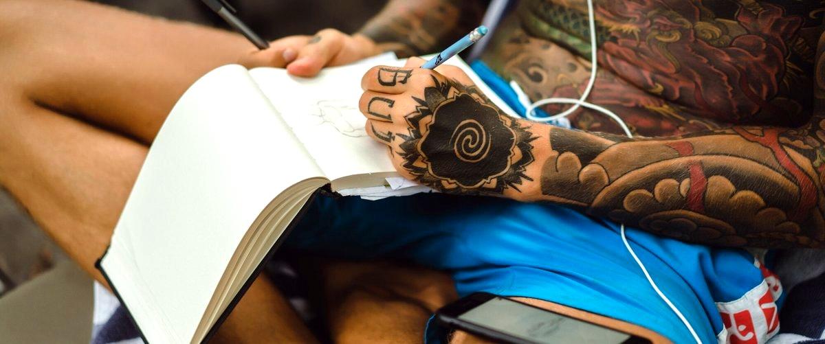 ¿Qué materiales se utilizan en la realización de un tatuaje?