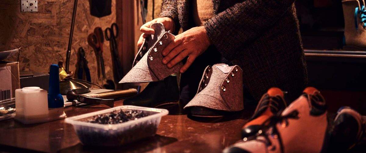 ¿Qué materiales utilizan los zapateros para arreglar zapatos?