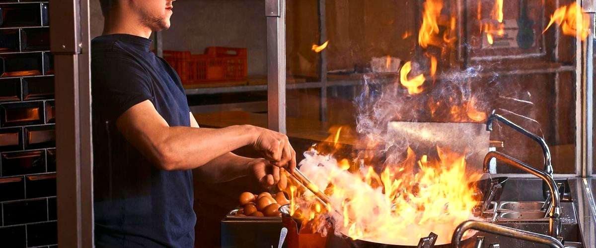 ¿Qué se puede comer en un restaurante de comida estilo wok en Lugo?