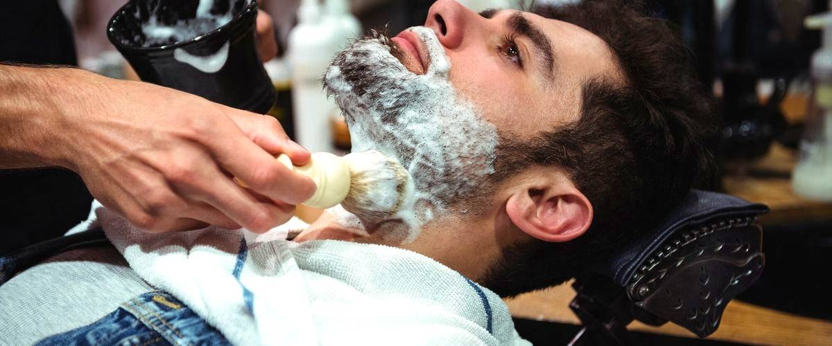 ¿Qué servicios se incluyen en un servicio de barbería en San Sebastián de los Reyes (Madrid)?