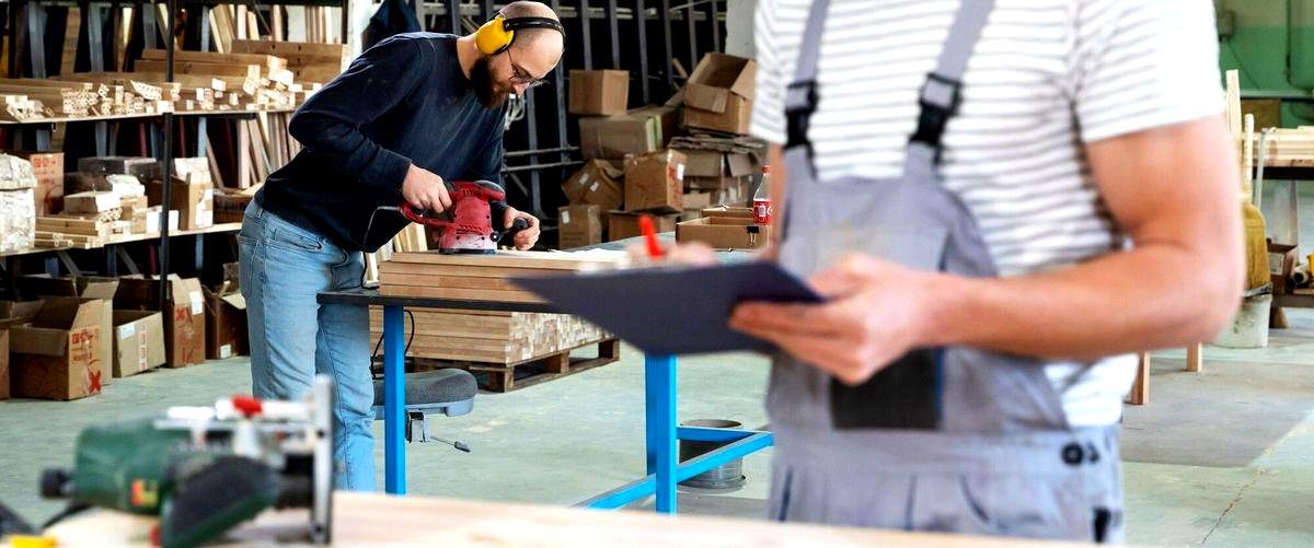 ¿Qué tipo de muebles fabrican los carpinteros en Torrejón de Ardoz, Madrid?