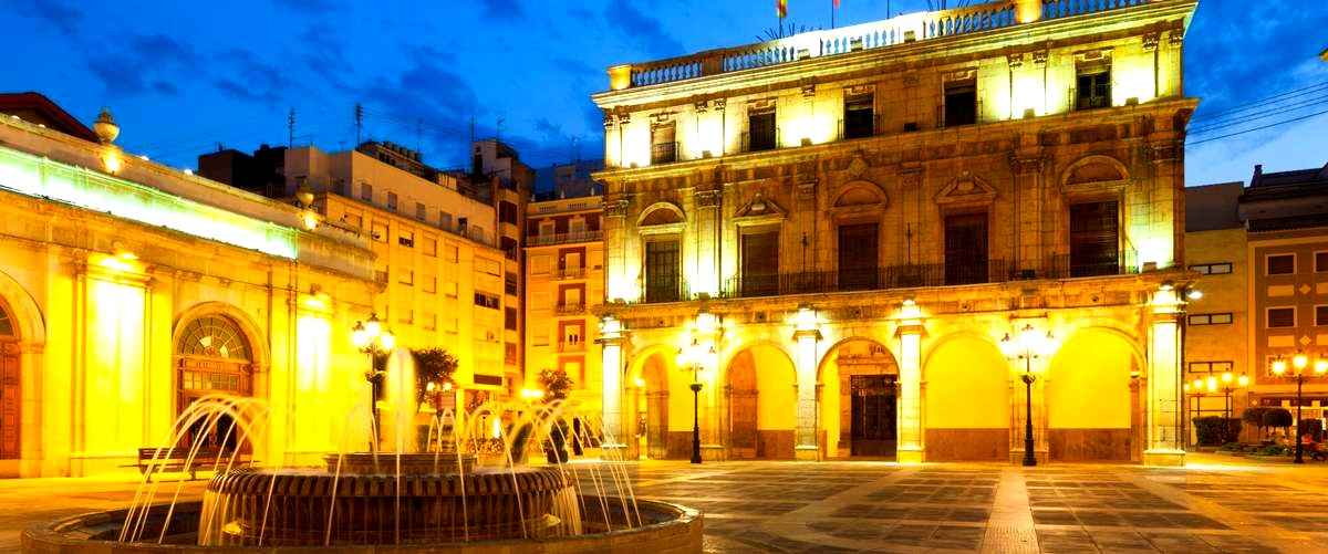 ¿Qué tipo de música se suele escuchar en los lugares de entretenimiento nocturno en Pamplona?