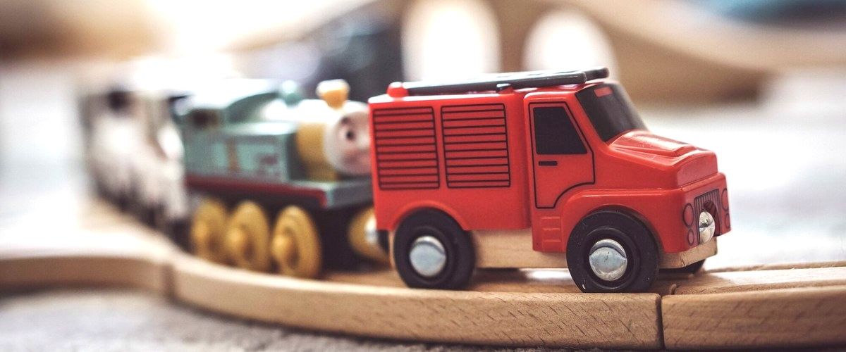 ¿Qué tipo de productos se encuentran en una juguetería en Granada?