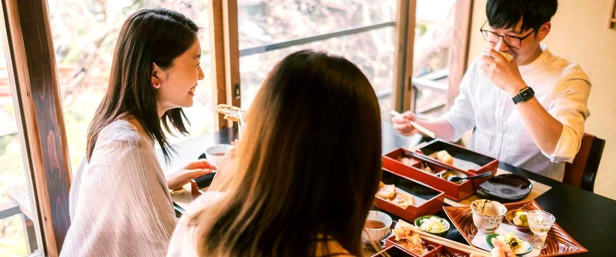 ¿Qué tipo de sushi se puede encontrar en un restaurante japonés?