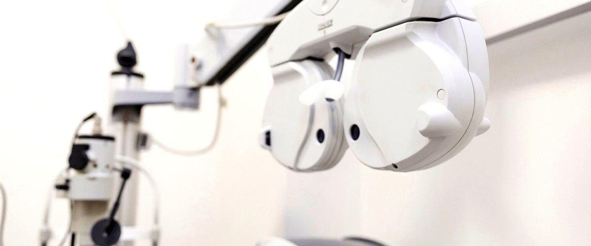 ¿Qué tipos de cirugías oculares se realizan en los centros oftalmológicos de la isla?