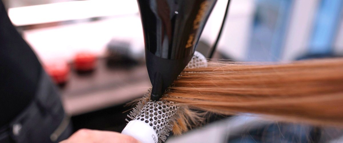 ¿Qué tipos de cortes de pelo se pueden realizar en las peluquerías de Elche?