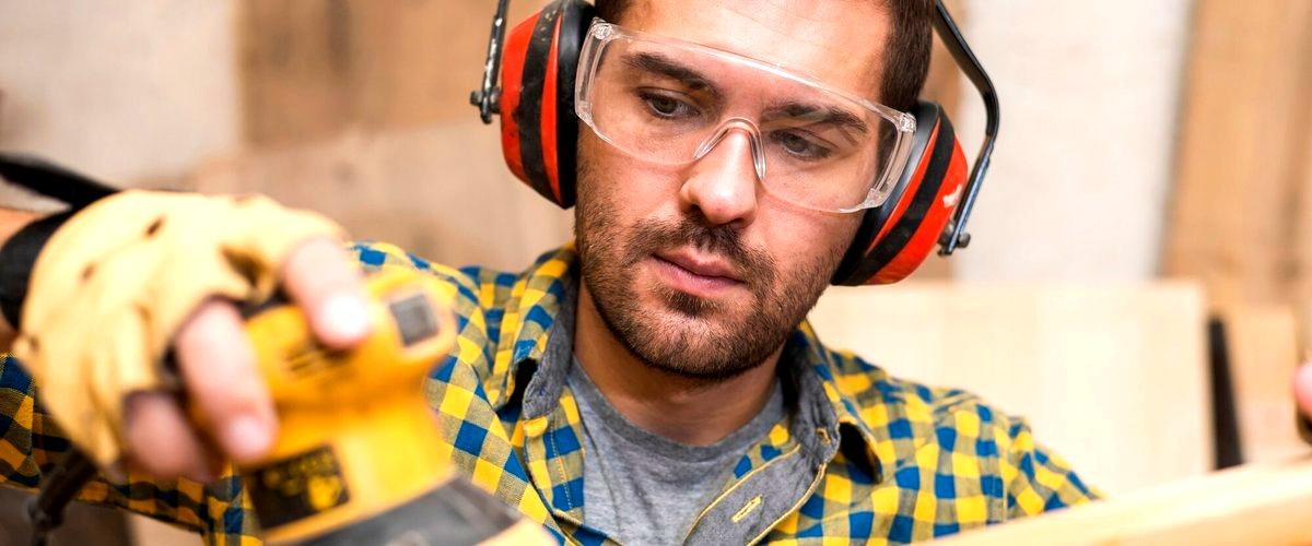 ¿Qué tipos de herramientas utilizan los carpinteros en su trabajo?