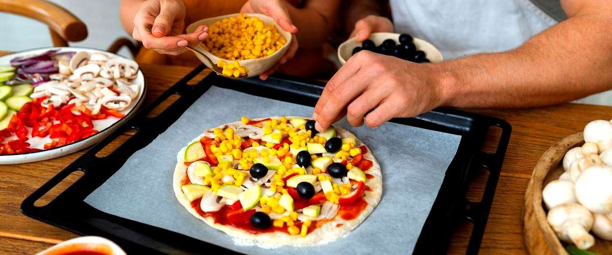 ¿Qué tipos de ingredientes ofrecen las pizzerías en sus pizzas?