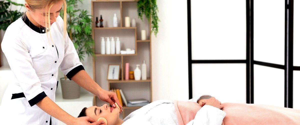 ¿Qué tipos de masajes se pueden encontrar en los centros de estética en Cáceres?