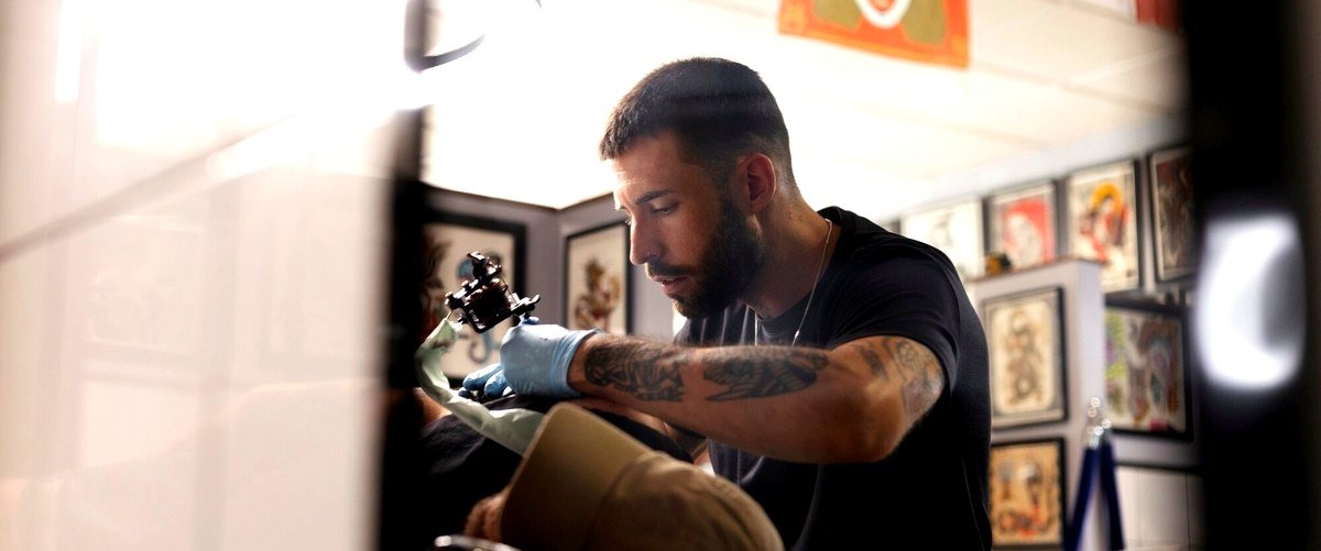 ¿Quién es considerado el mejor tatuador en Badajoz?