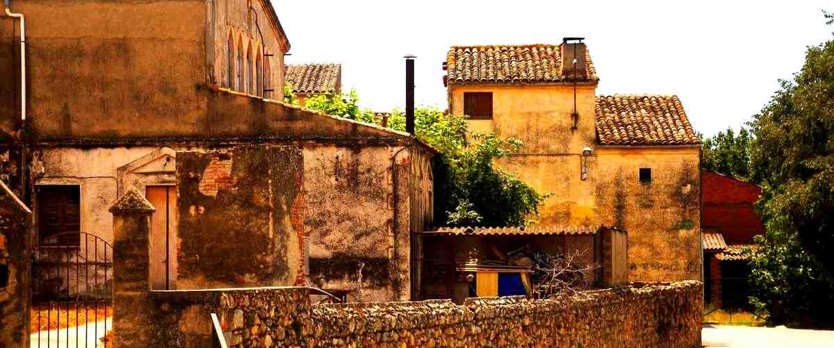 ¿Quién es el responsable de pagar a un corredor de seguros en Huesca?