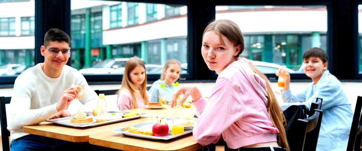 ¿Se adaptan los comedores escolares de Mataró a las necesidades dietéticas o restricciones alimentarias de los alumnos?