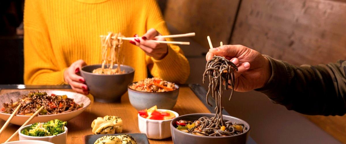 ¿Se ofrecen opciones vegetarianas en los restaurantes japoneses en Orense?